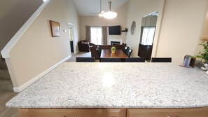 Dining - Peaceful Possibilities - 3bedrm/3bath 3 Pools & Hot Tub! (Branson)