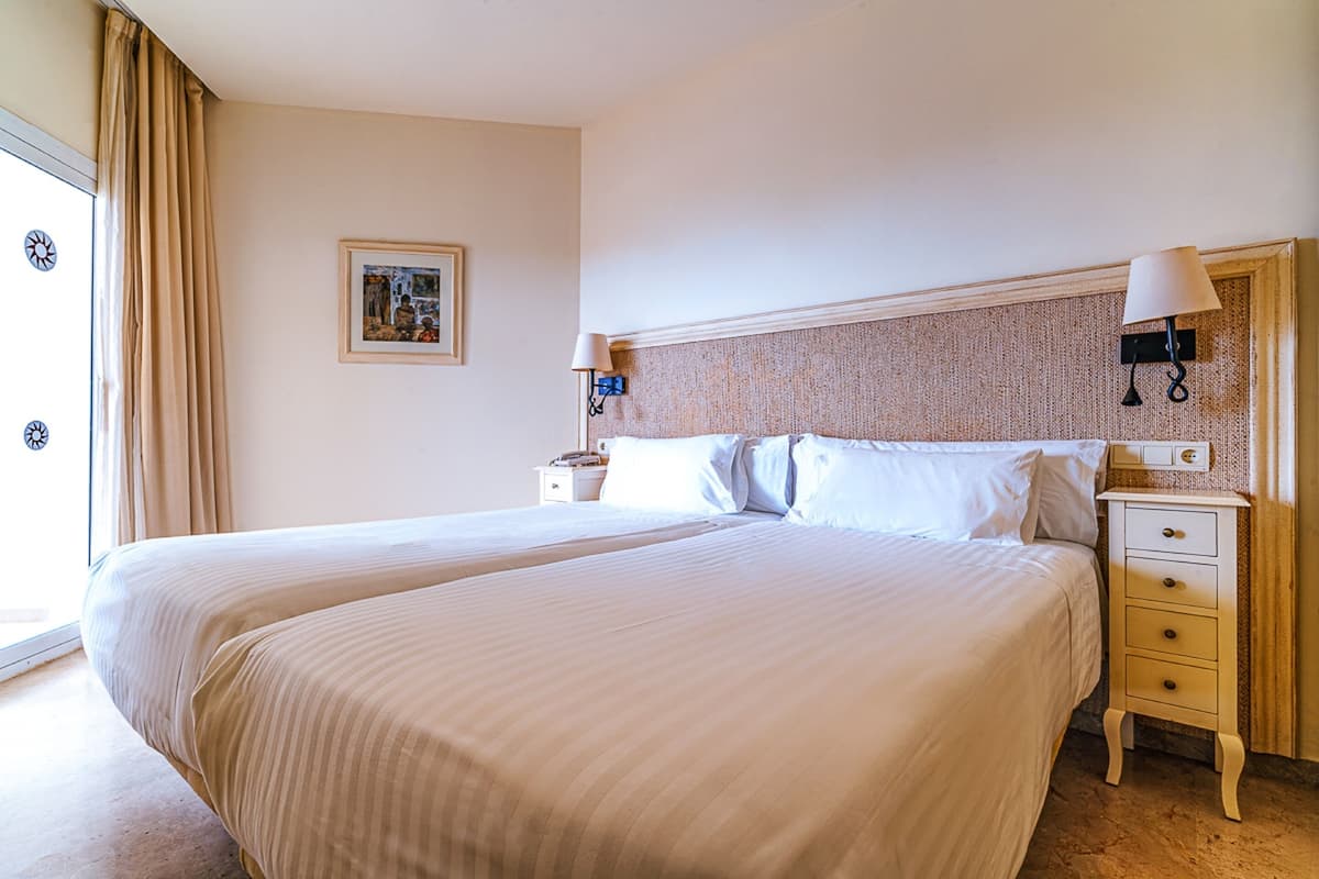 Desk, WiFi (free), bed sheets