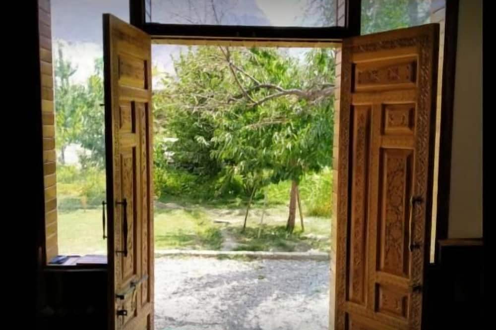 Lady Finger Guest House And Lodge