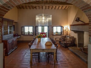 Dining - Villa in Tuscany with Organic Wine Estate (Arezzo)