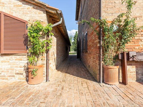 Farmhouse in Buonconvento