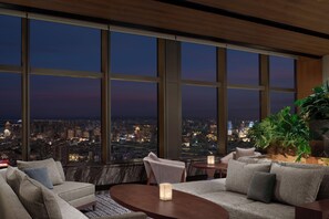 Bar (on property) - The Ritz-Carlton, Harbin (Harbin)