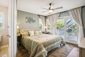 6 bedrooms, travel cot, WiFi, bed sheets