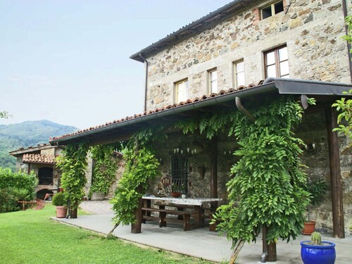 Villa in Tuscany with Private Pool & Garden