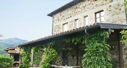 Villa in Tuscany with Private Pool & Garden
