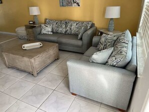 TV