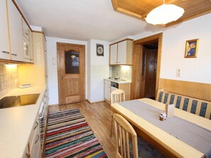 Dining - Apartment in Kaltenbach near Ski Lift (Kaltenbach)