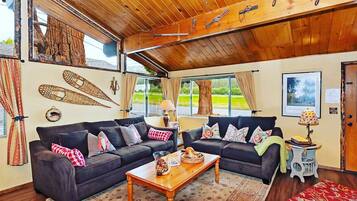 Smart TV, fireplace, offices