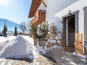 Property grounds - Apartment in Saalfelden near Ski Slopes (Saalfelden am Steinernen Meer)