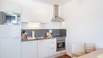 Kühlschrank, Ofen, Herdplatte, Geschirrspüler