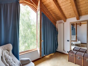 Interior - Belvilla by OYO Villa in Lanzo d'Intelvi (Lanzo d'Intelvi)