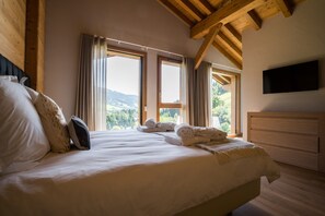 5 bedrooms, free WiFi