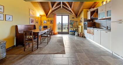 Belvilla by OYO Secluded Apartment with Balcony