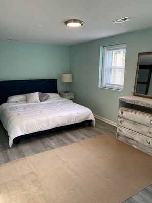 2 bedrooms, desk, iron/ironing board, free WiFi