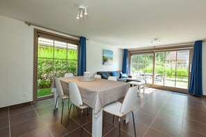 Interior - Relaxing Holiday Home in Adinkerke with Fenced Garden (Adinkerke)