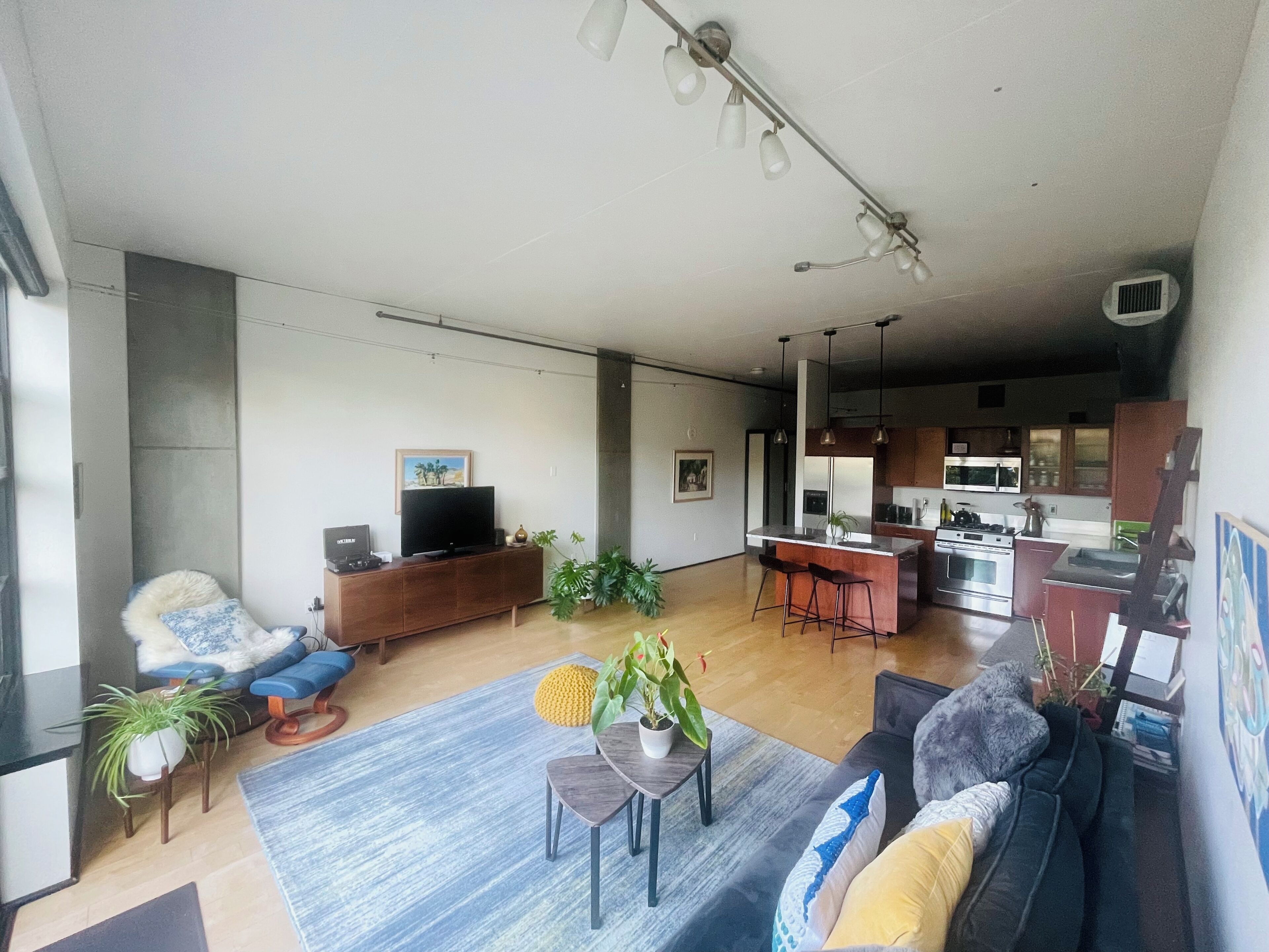 Smart TV, books, music library, video library