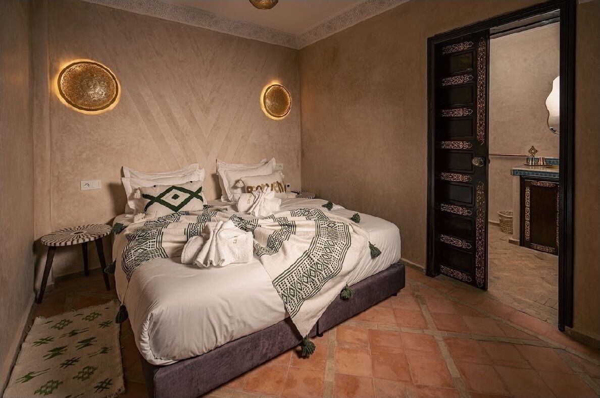 1 chambre, lit parapluie, Wi-Fi gratuit, draps fournis