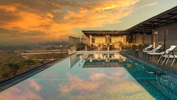 Außenpool (je nach Saison geöffnet)