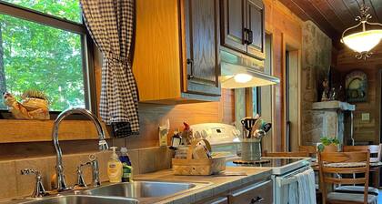 Secluded yet within minutes of your favorite outdoor activities!!