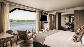 Suite – royal | Safe på rommet, blendingsgardiner, lydisolert og sengetøy