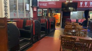 Bar (in der Unterkunft)