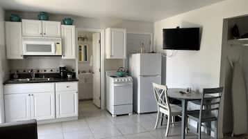 Fridge, oven, cookware/dishes/utensils