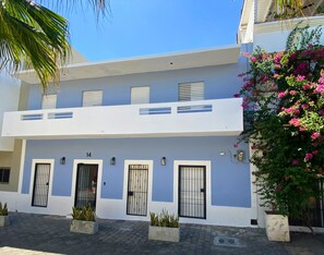 Front of property - Casa La Maria by The Oxo House (Santo Domingo)