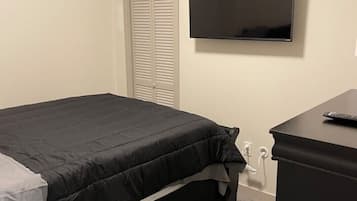 1 Schlafzimmer, Bügeleisen/Bügelbrett, kostenloses WLAN, Bettwäsche