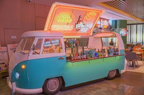 Bar (in der Unterkunft)