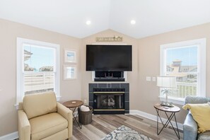 TV, fireplace, DVD player
