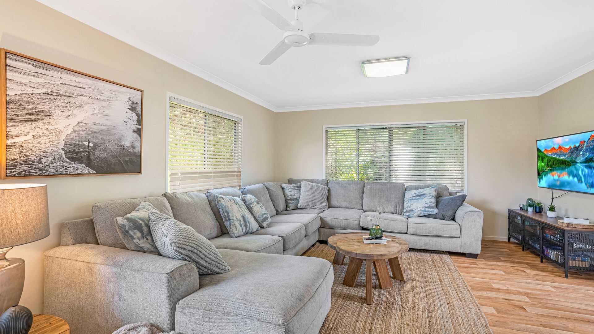 17 Green Valley Drive - Rainbow Beach. Wifi. Walk to town and beach. — image 8