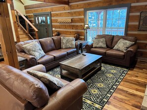 Smart TV, fireplace, printers - Cabin near Breckenridge perfect for families w/Large deck and amazing views! (Alma)