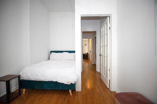 PARK AVE ~ Empire State ~Beautiful 4 Bedrooms~ Prime location near Chelsea/Macys