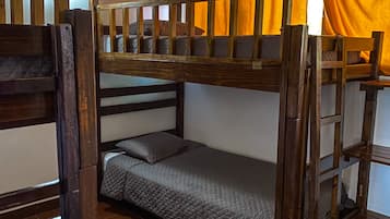 Family Bungalow | Free WiFi, bed sheets