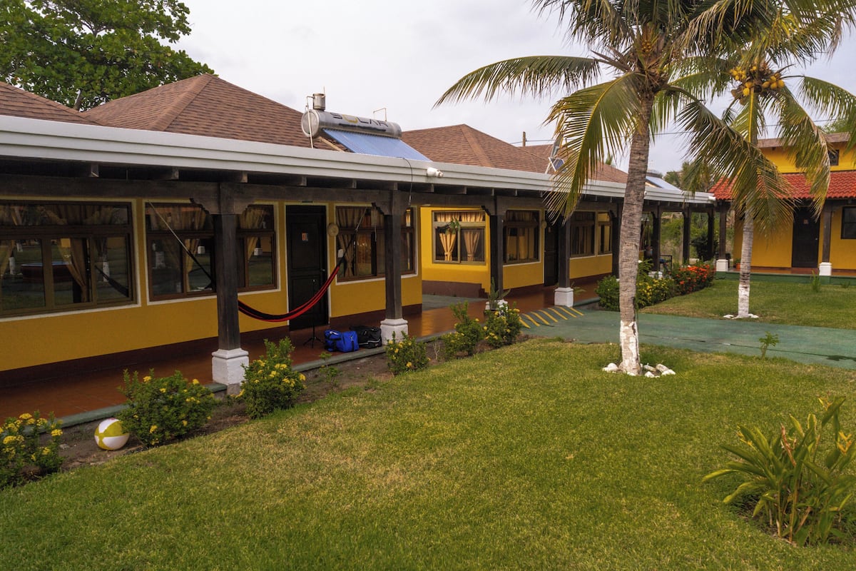 Family Bungalow | 2 bedrooms, free WiFi, bed sheets