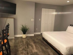 1 bedroom, iron/ironing board, WiFi, bed sheets