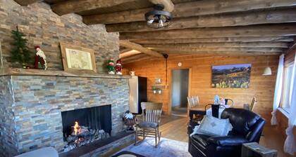 Mountain Cabin Beautiful Views, near Nederland, Eldora Mt & Black Hawk, Colorado