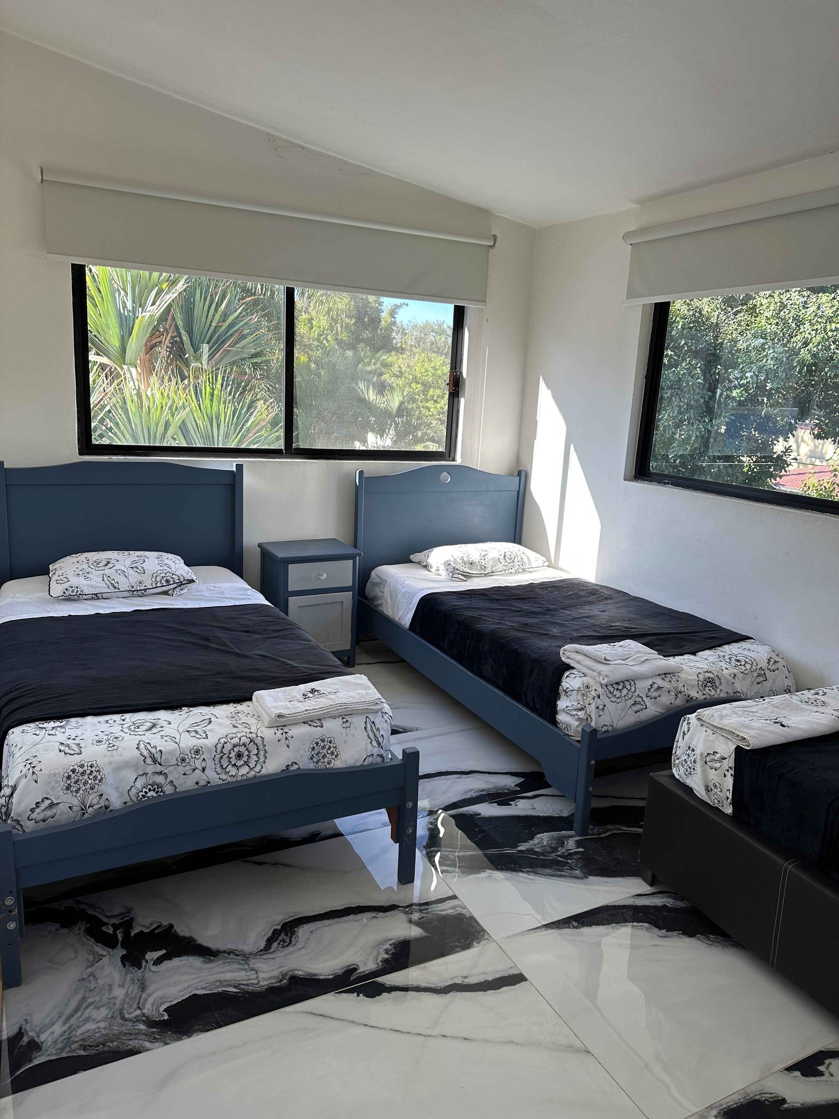 6 Schlafzimmer, Schreibtisch, Bügeleisen/Bügelbrett, kostenloses WLAN