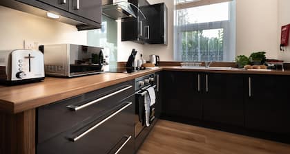 Silver Moon Silver Service Apartments free parking