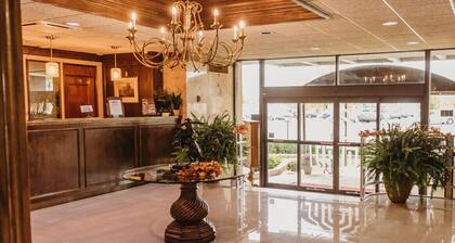 102 · Vintage Chic #102 - Hotel Phillips