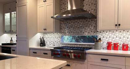 Crescent House - Tranquil Downtown Home