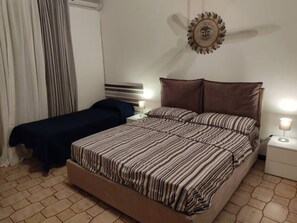 2 camere, ferro/asse da stiro, Wi-Fi gratuito, lenzuola