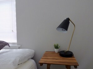 3 soverom, skrivebord, strykejern/-brett og wi-fi (inkludert)