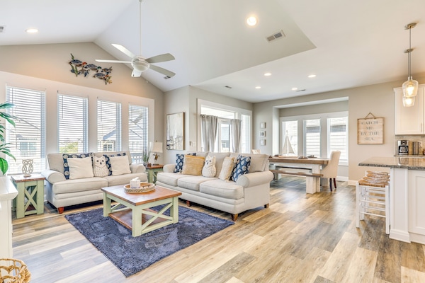 Surf City Vacation Rental | 4BR | 3.5BA | Step-Free Access | Elevator Access