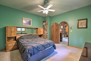 3 Schlafzimmer, Schreibtisch, Bügeleisen/Bügelbrett, Internetzugang