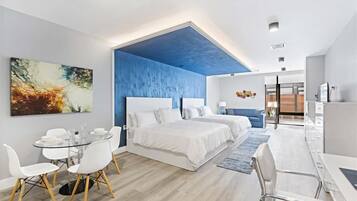 Ferros/tábuas de passar roupa, Wi-Fi de cortesia, roupa de cama