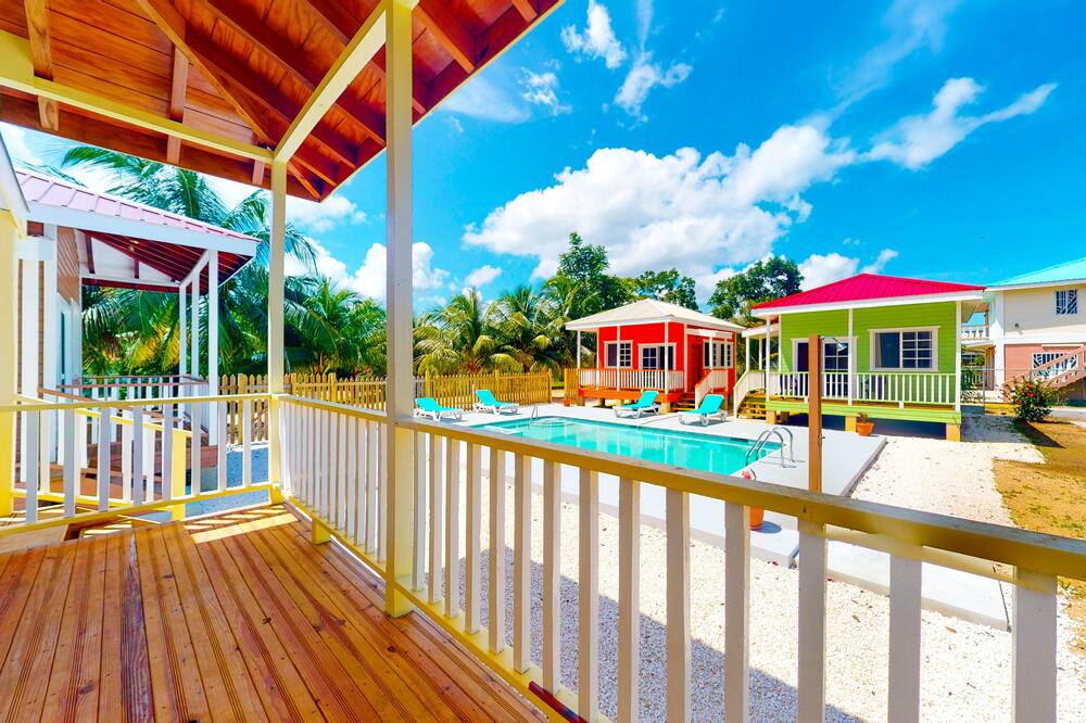 Dangriga Studio Located in Gated Community w\/Shared Pool\/Tennis Court + WiFi