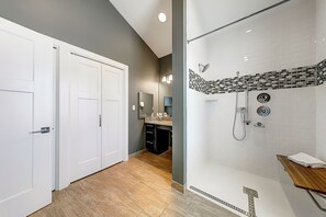 Hair dryer, towels