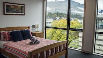 Queen Bed Ensuite Room