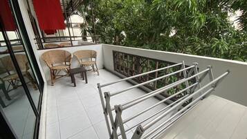 Air-con Family 2 Double Room | Terrace/patio